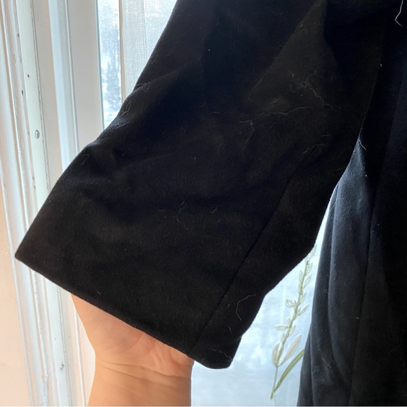 Vintage | Wool Black Hooded Coat - Picture 4 of 9